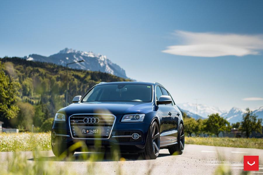  Audi SQ5 on Vossen Wheels (CV3R) 2017 года  (фото 14 из 33)